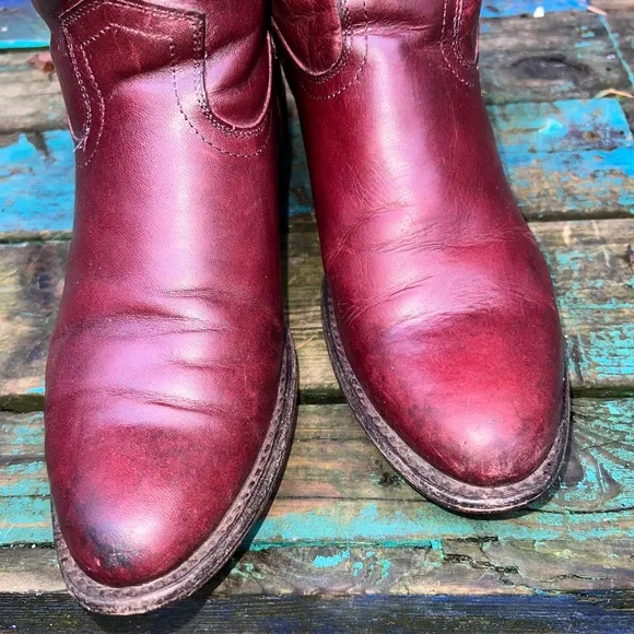 FRYE Diana Cut Stud Short Western Leather Ankle Boots