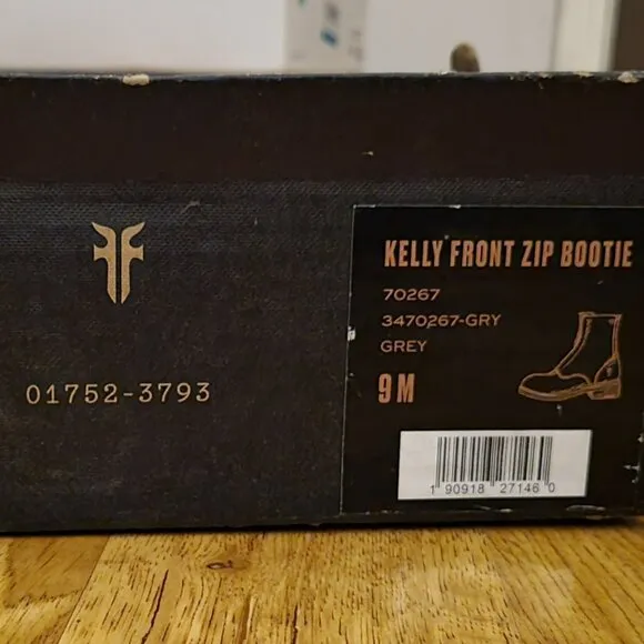Frye Kelly front-zip bootie in grey leather, size 9M