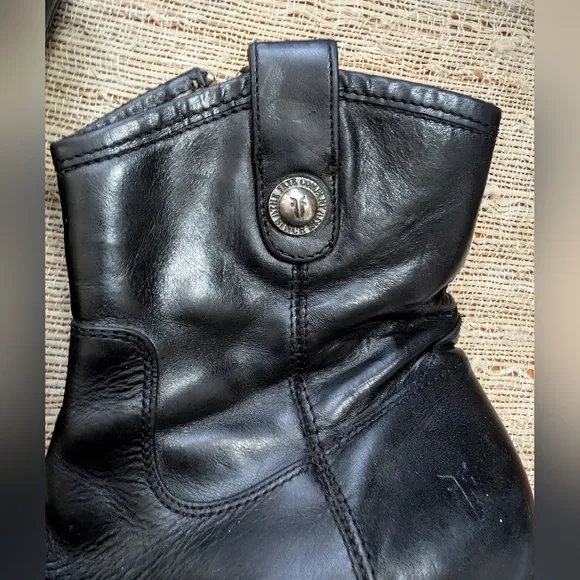 Frye Melissa Button Short Black Cute Pull On Boot