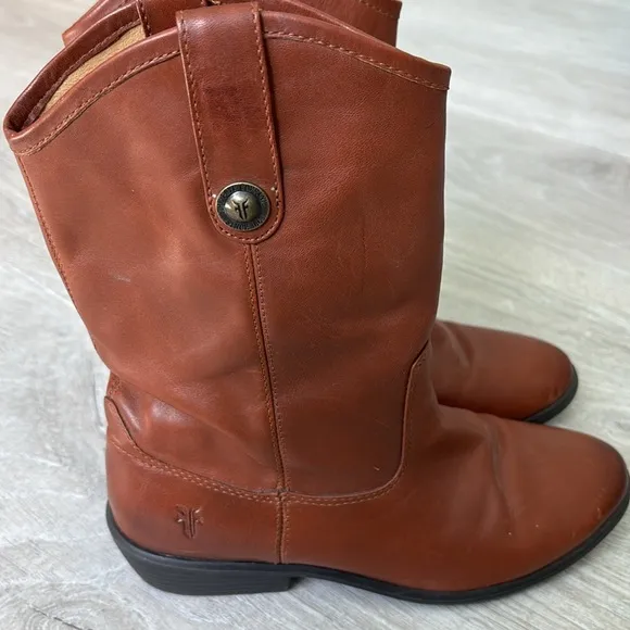Frye Melissa Button Youth Western Short Boots Brown size Youth 4