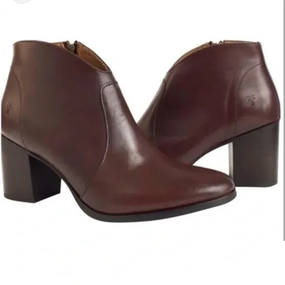 Frye Nora Brown Leather Short Ankle Heeled Zip Boots 8M