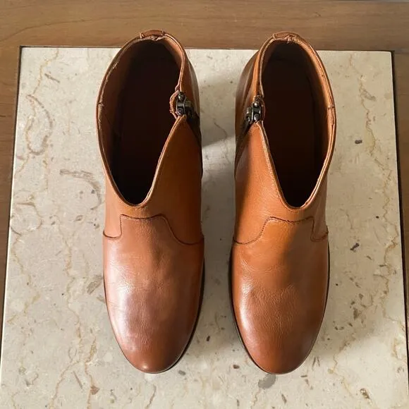 FRYE Nora Zip Short Ankle Boots Leather Women Size 7B Nutmeg Brown 79929 Western