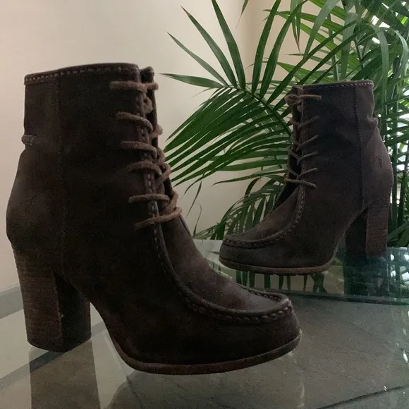 FRYE Parker Moc Short Suede Lace Up Boots