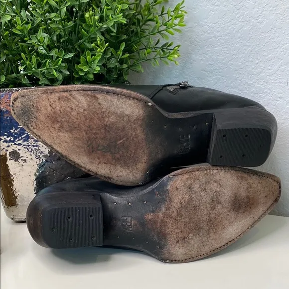 FRYE Sacha Moto Short Bootie Double Zip Black Boots Shootie Size US 7