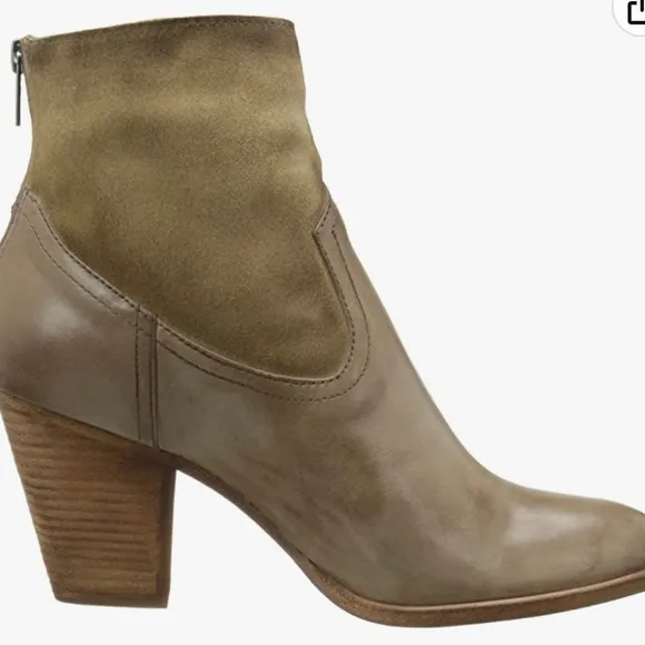 Frye Tessa Zip Antiqued Short Boots 9
