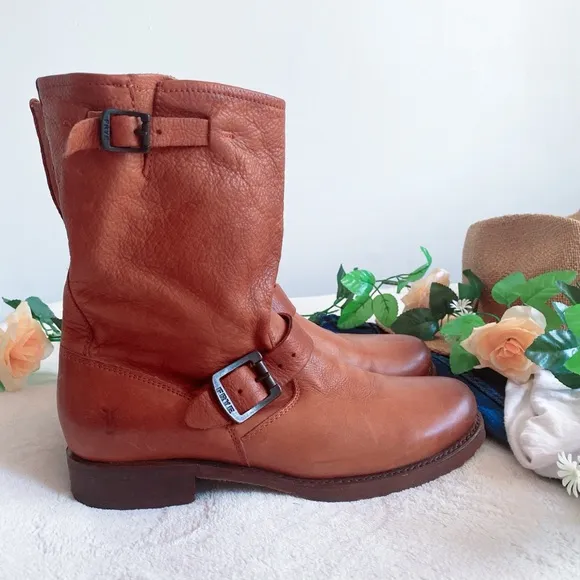 Frye Veronica short boots