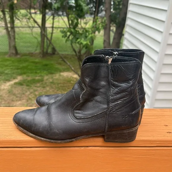 Frye Womens Ray Seam 3475883-BLK Short Leather Ankle Boots Booties Black