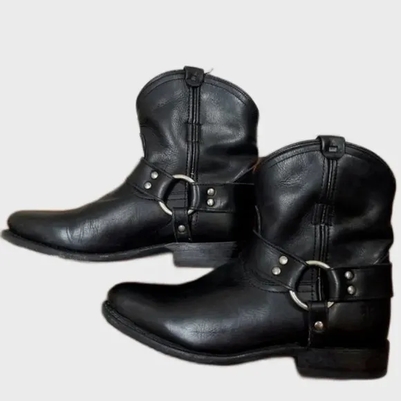 FRYE | WYATT HARNESS SHORT BLACK LEATHER BOOTS