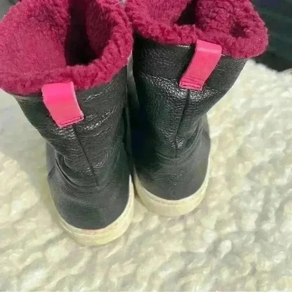 FURLA Black Megamix 100%Leather Faux Fur Ankle boots!