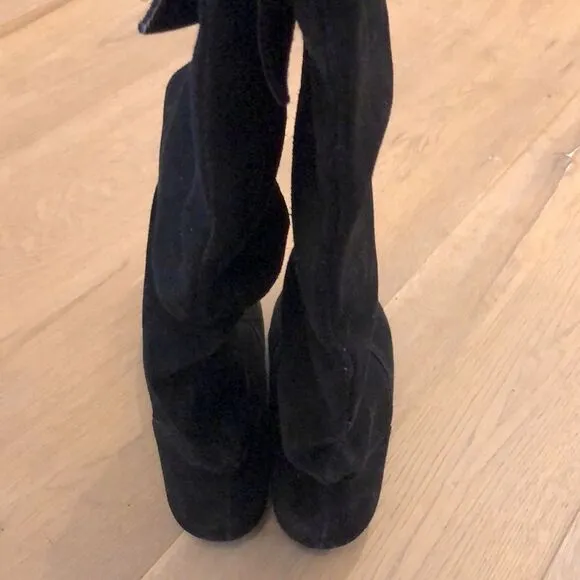 Gabriella Rocha Women’s Black Suede Knee High Boots with Faux Fur Lining (6.5)
