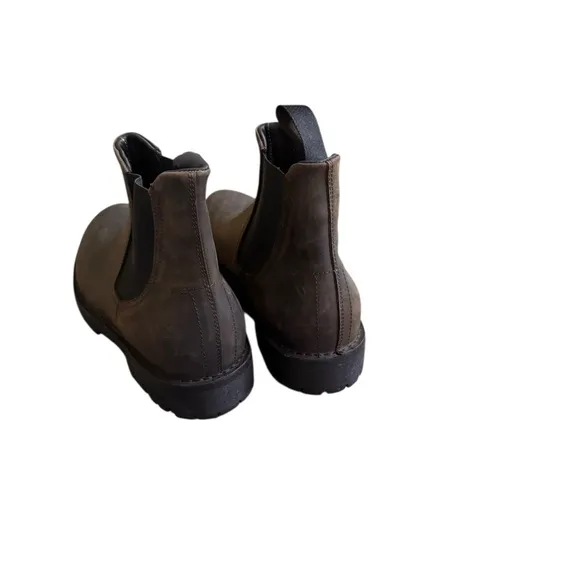 Gardenheir CALFSKIN WATERPROOF CHELSEA BOOT IN BARK 35