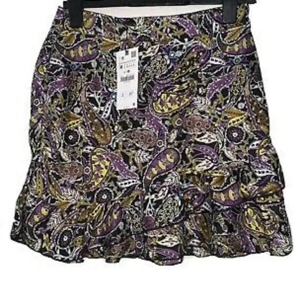 Get Notice In ZARA Purple Paisley Print Ruffle Mini Skirt