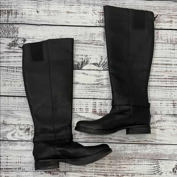 G.H. Bass &amp; Co. VANYA KNEE HIGHBOOTS Sz. 7.5