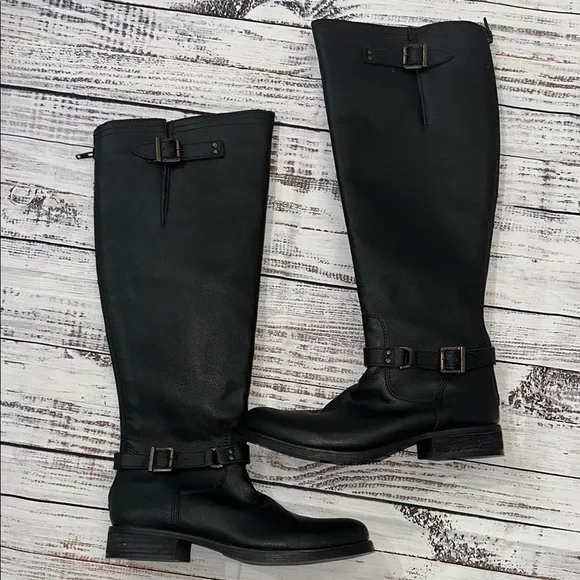 G.H. Bass &amp; Co. VANYA KNEE HIGHBOOTS Sz. 7.5