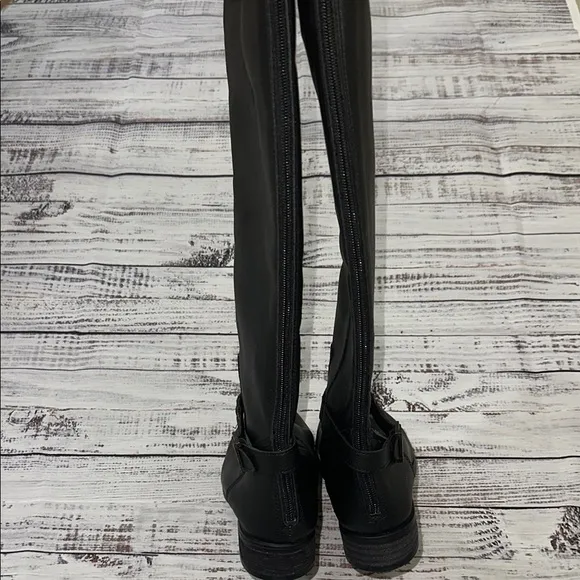 G.H. Bass &amp; Co. VANYA KNEE HIGHBOOTS Sz. 7.5