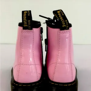 Girls Dr. Martens Jr 1460 Light Pink Patent Leather Combat Boots Sz13