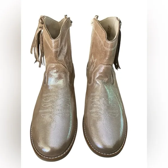 girlsELEPHANTITO Hanna Suede Boot Metallic Blush Ankle Boots with Tassels size 6
