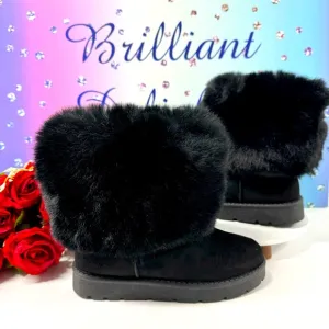 🖤GORGEOUS FAUX FUR BOOTS !!!