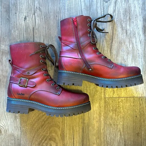 GORGEOUS Taos GUSTO Boot! Size 39 Women’s RED (LIKE NEW)