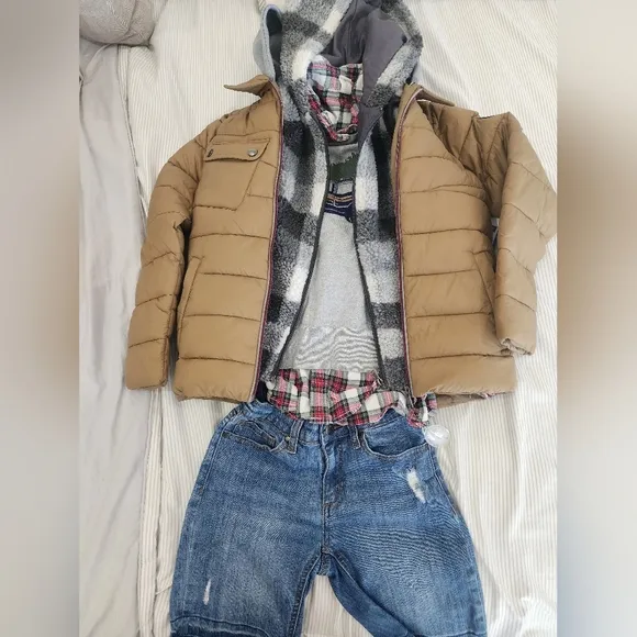 Gray Kids Sweater with Car Design