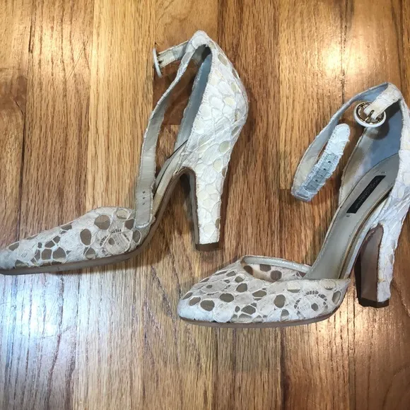 Great condition dolce and gabanna shoes