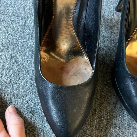 Gucci Black Pump Heels, size 37