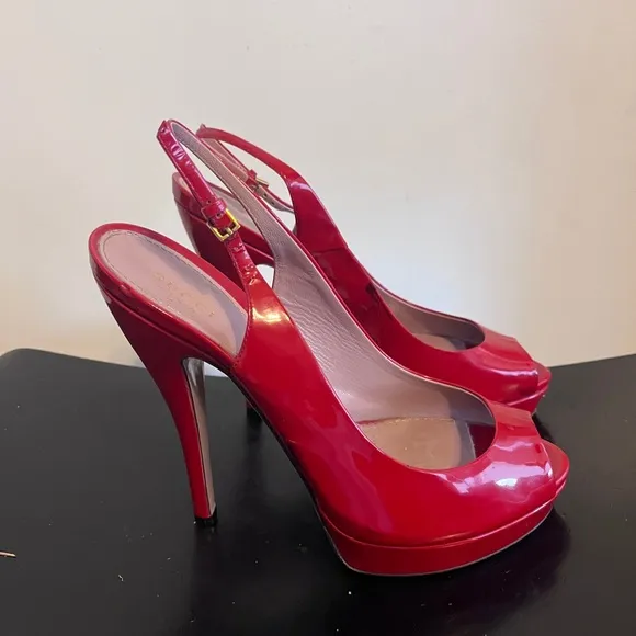 Gucci Red  Peep-Toe Women's Shoes. Size 39 sky high heels