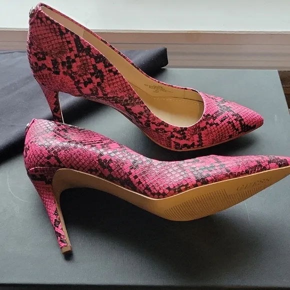 Guess Pink High Heels with Snakeskin Design