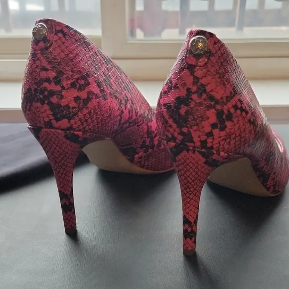 Guess Pink High Heels with Snakeskin Design