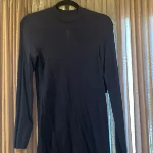 Guess long sleeve dress