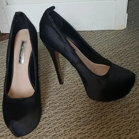 H by Halston Heels Stilettos Platforms Pumps Shoes BLACK Women's Woman's Size 6