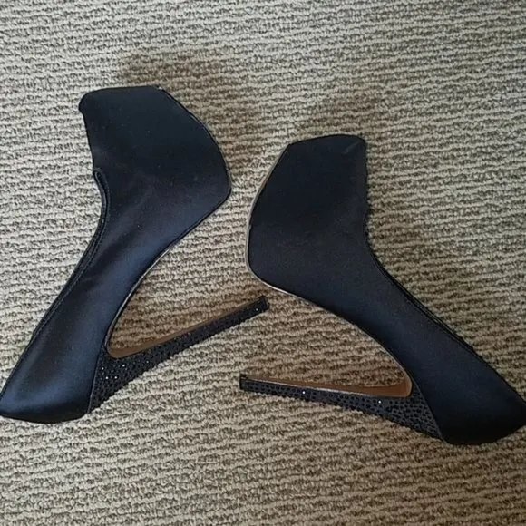 H by Halston Heels Stilettos Platforms Pumps Shoes BLACK Women's Woman's Size 6