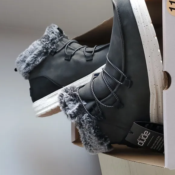 HEY DUDE ELOISE ANKLE BOOTS