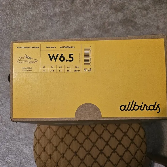 🎉HP🎉 Allbirds Black Wool Dasher Mizzle