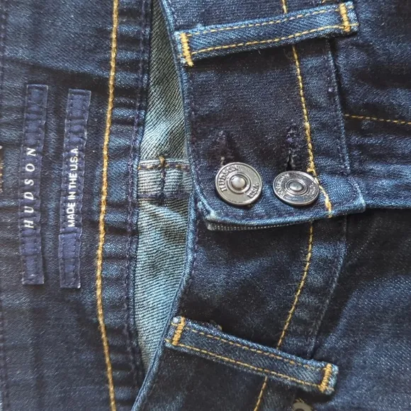 HUDSON&quot;Rebel&quot; Signature bootcut darkwash jeans #W170DHK sz 26x35.5L TALL euc