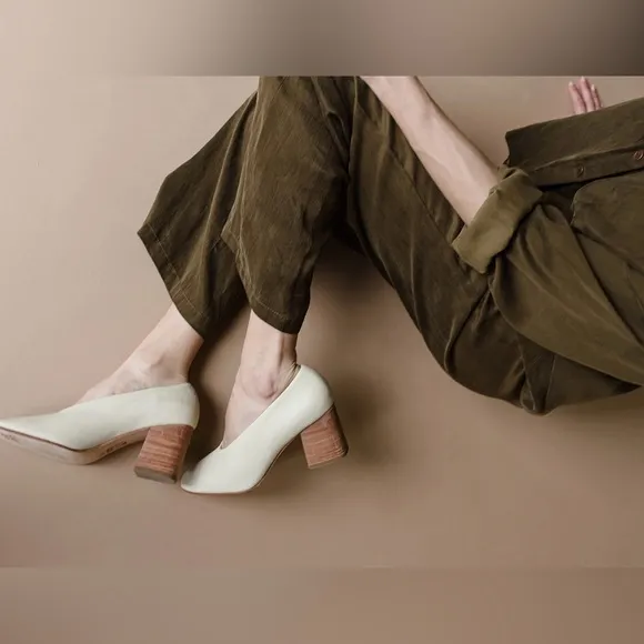 HUMA BLANCO SALVADOR PUMP SHOES HEELS