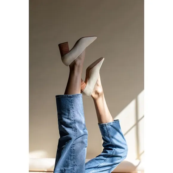 HUMA BLANCO SALVADOR PUMP SHOES HEELS