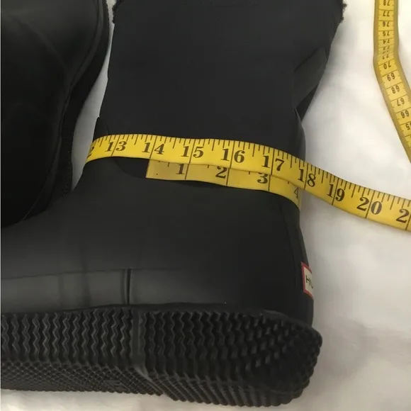 Hunter Black Winter Rain Boots Cozy Pull-On Style