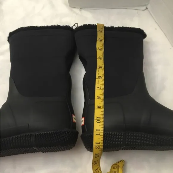 Hunter Black Winter Rain Boots Cozy Pull-On Style