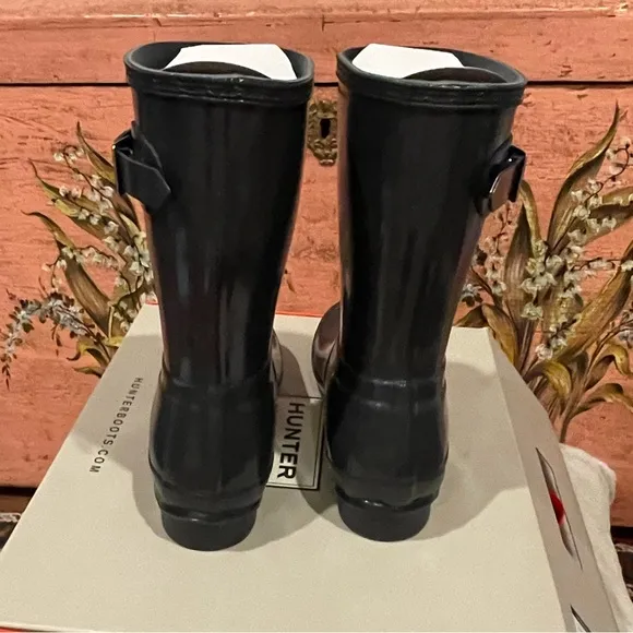 Hunter Dark Slate Original Short Gloss Boots Size 5