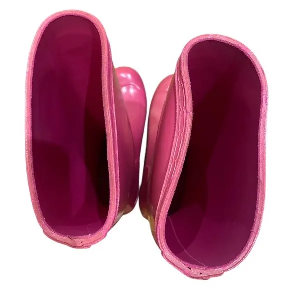 Hunter original kids tall gloss pink rain boots in size 5