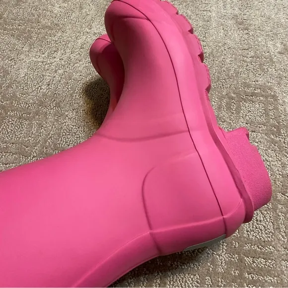 {Hunter} Original Short Rain Boots | Matte Pink ~ Size 5