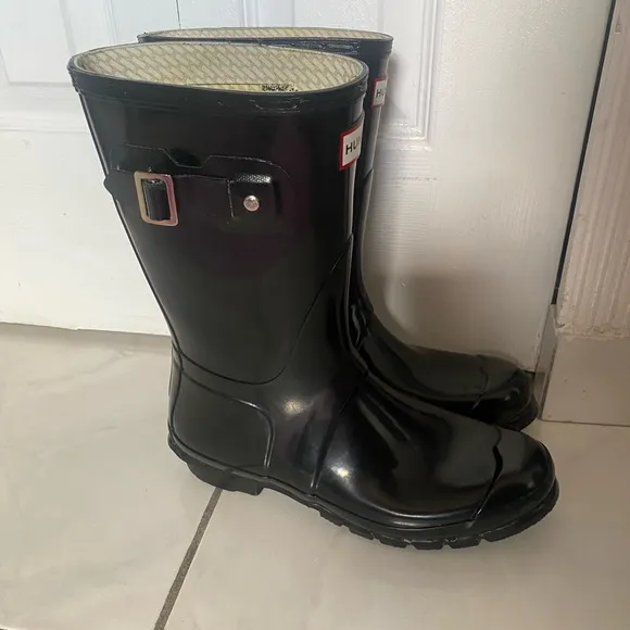 Hunter Rain Boots | Original Gloss Short Size 8M/9F in Black