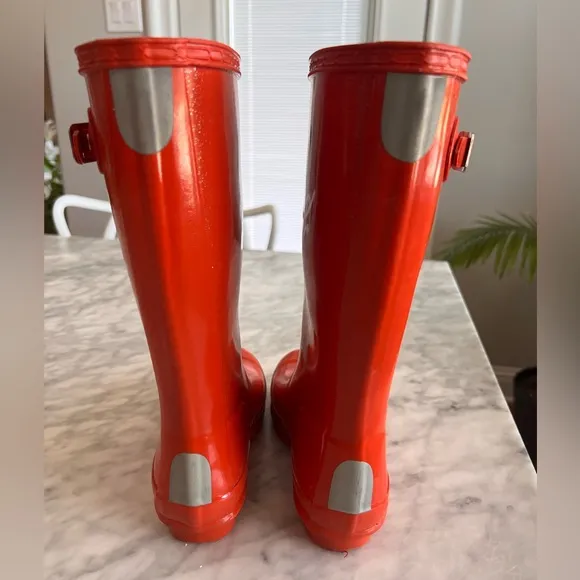 Hunter Rain Boots Tall Glitter Waterproof Size 2. Red Orange