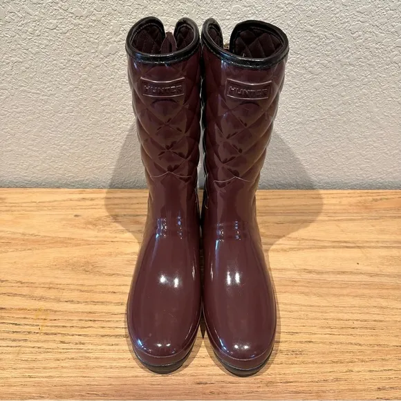 Hunter Refined Quilt Gloss Short‎ Boots in Oxblood Womens Size 8