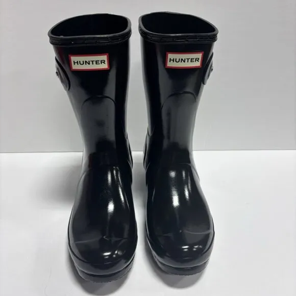 Hunter Women’s Original Short Gloss Rain Boots Black, Size 7 M