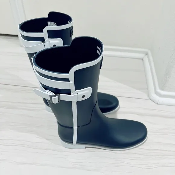 Hunters Refined Slim Fit Contrast Short Rain Boots size 9