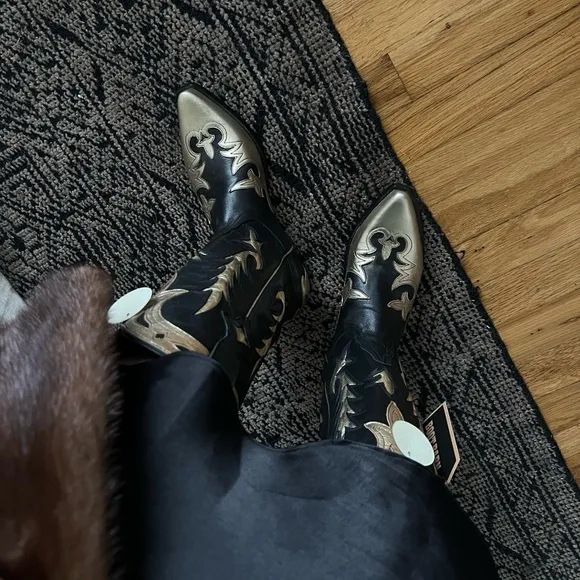 Idyllwind by Miranda Lambert Black and Gold Western Cowboy Boots