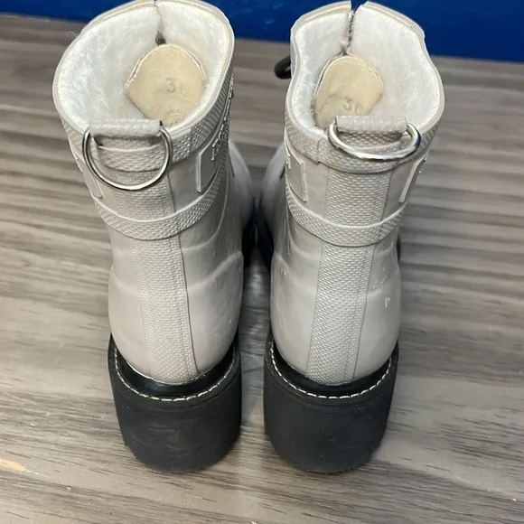 ILSE JACOBSEN HORNBAEK GRAY SHORT RUNBER BOOTS 36= 6