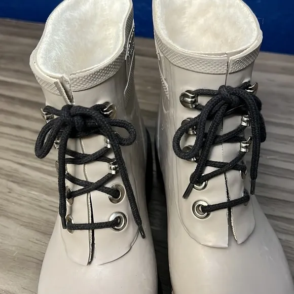 ILSE JACOBSEN HORNBAEK GRAY SHORT RUNBER BOOTS 36= 6